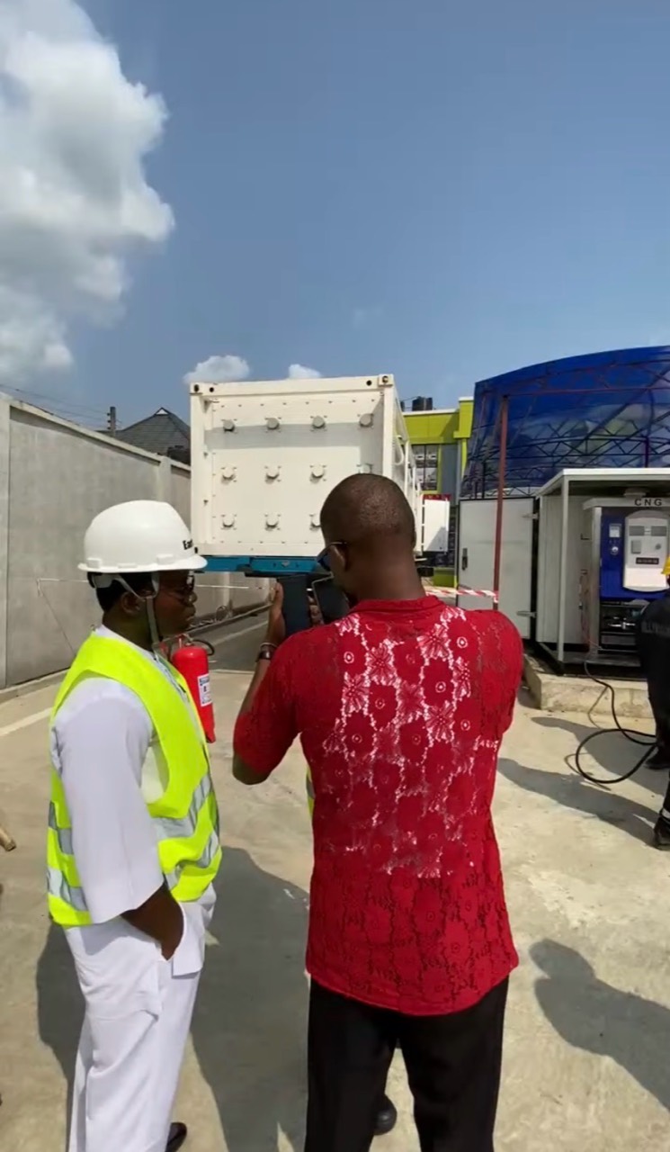 Earthoc Gas representative conducting an operational walkdown